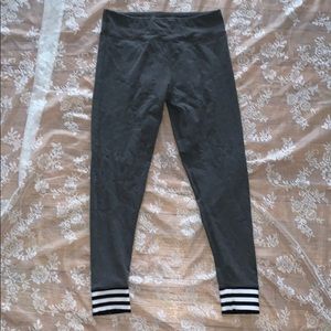 🧘🏼‍♀️ Adidas leggings 🧘🏼‍♀️